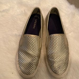 GOLD METALLIC SLIP ON SPERRYS